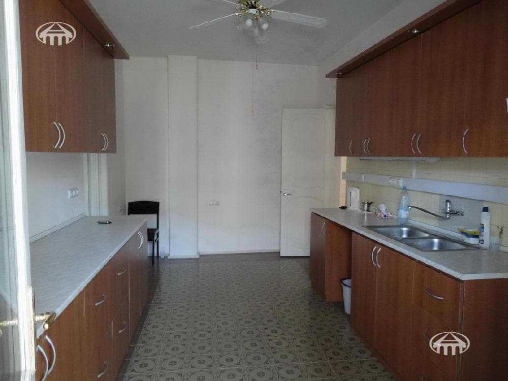Mansion · 505 m² · Arabkir