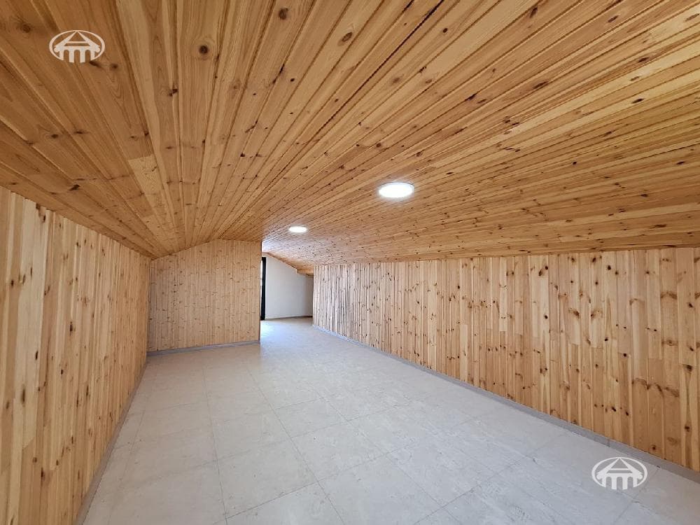 Особняк · 5 комн. · 380 м² · Ариндж