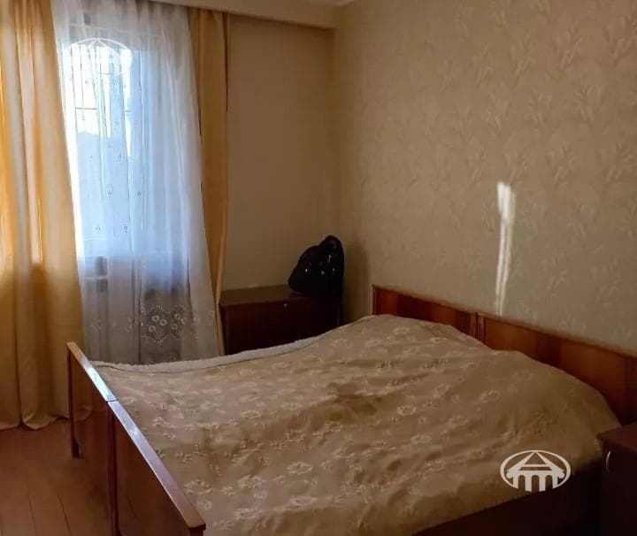 Квартира · 4 комн. · 122 м² · Арабкир