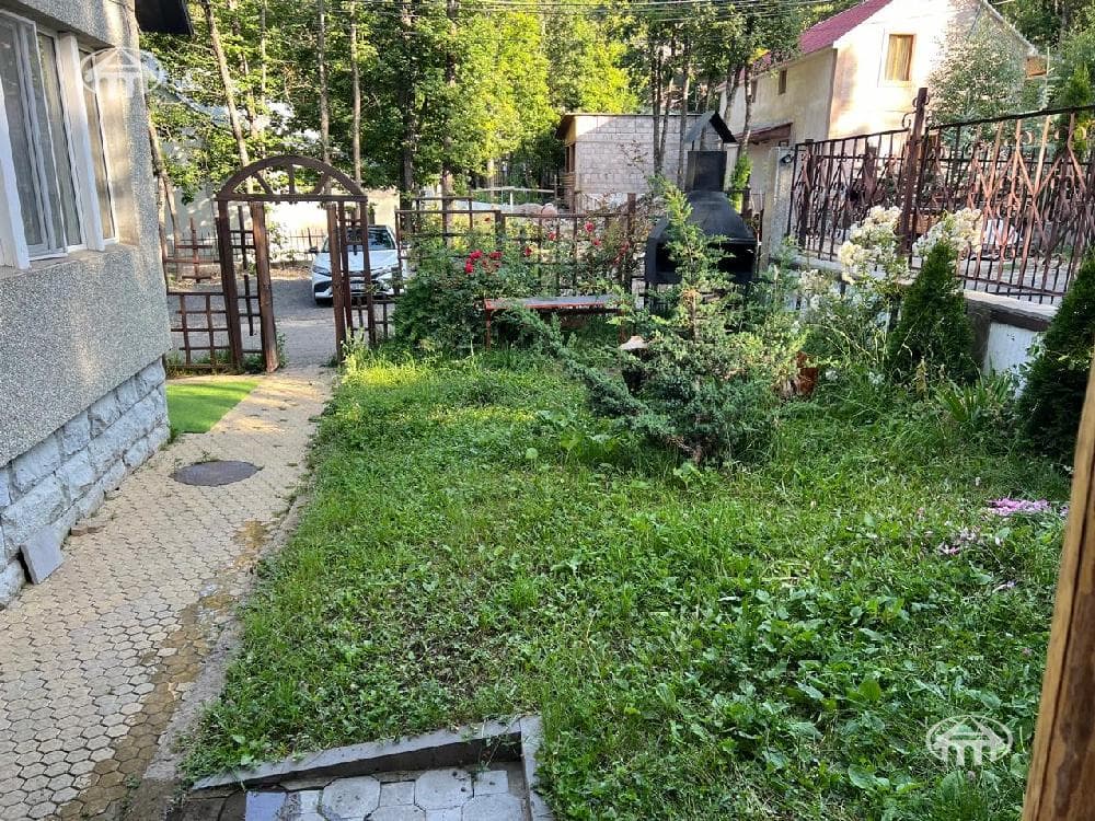 House · 4 rooms · 130 m² · Tsaghkadzor
