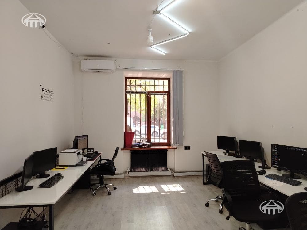 Office · 83 m² · Arabkir