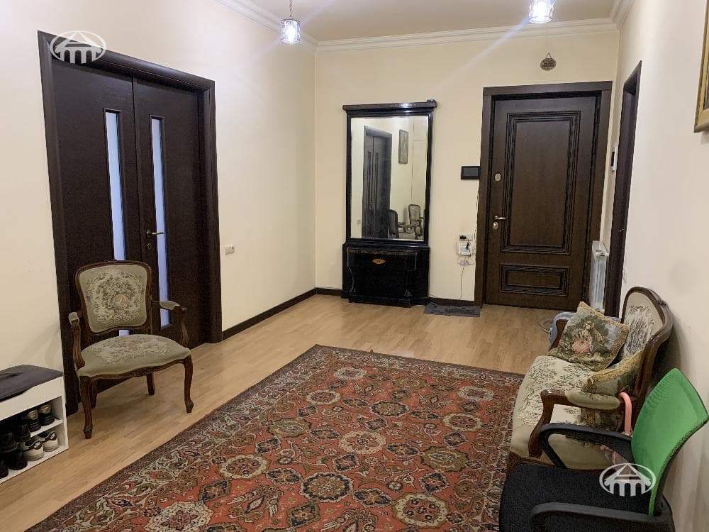Apartment · 3 rooms · 118 m² · Arabkir
