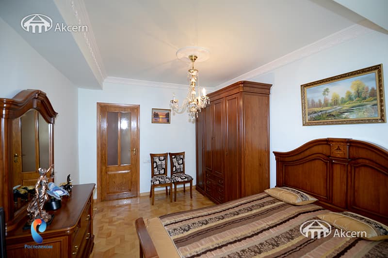 Квартира · 3 комн. · 82 м² · Арабкир