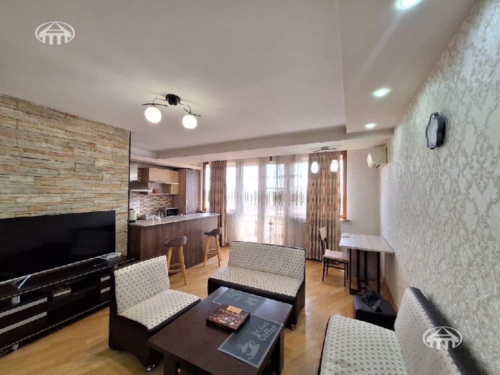 Квартира · 2 комн. · 51 м² · Кентрон