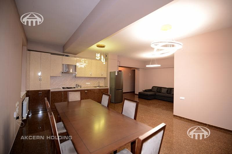 Квартира · 3 комн. · 89 м² · Арабкир