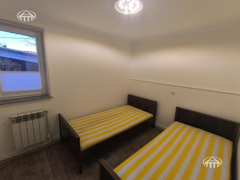Mansion · 6 rooms · 196 m² · Kanaker-Zeytun