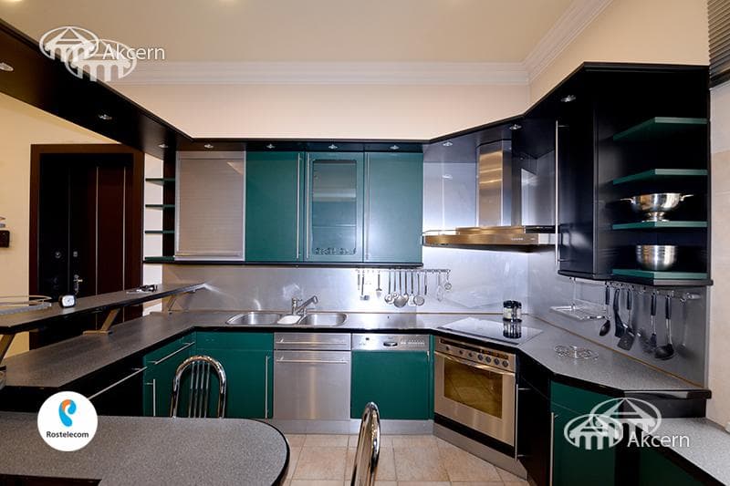 Квартира · 4 комн. · 179 м² · Арабкир