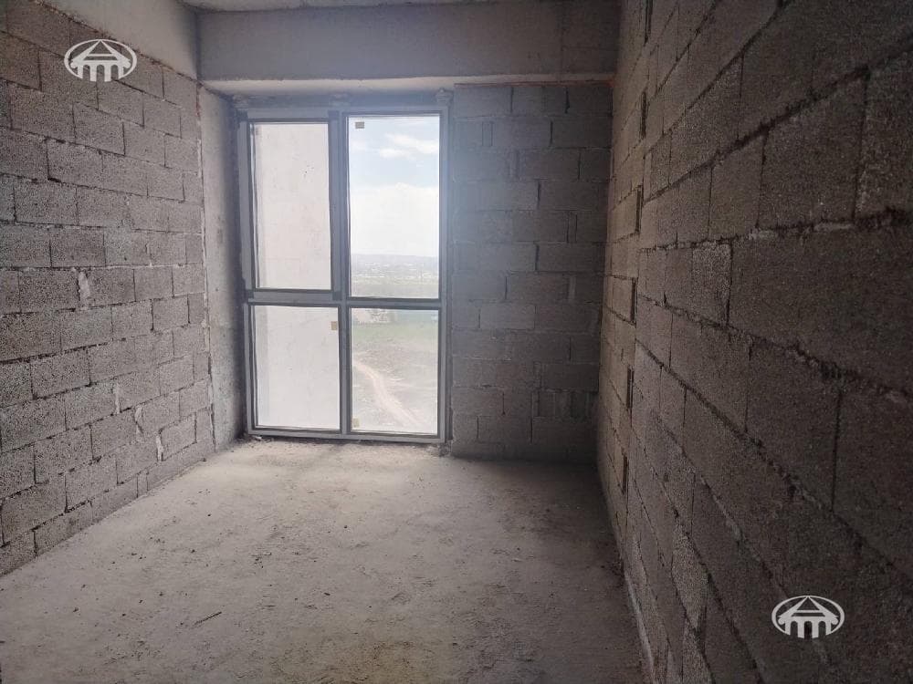 Квартира · 5 комн. · 183 м² · Аджапняк