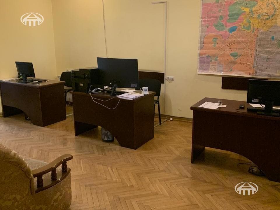 Բնակարան · 3 սեն. · 82 մ² · Կենտրոն