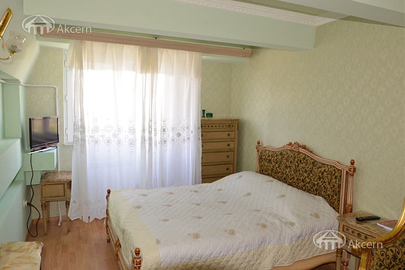Apartment · 4 rooms · 103 m² · Kentron