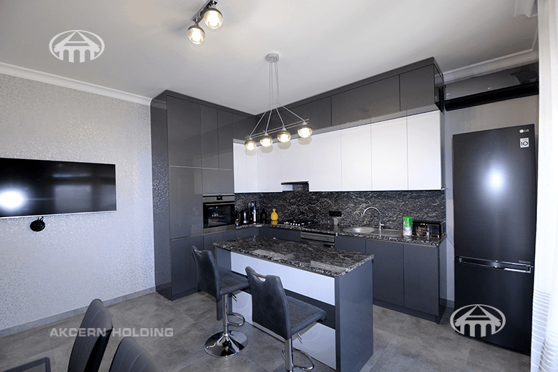 Mansion · 5 rooms · 280 m² · v. Arinj