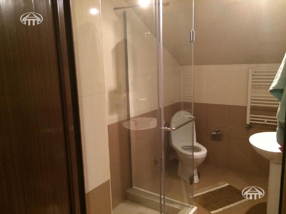 Առանձնատուն · 6 սեն. · 500 մ² · Էրեբունի