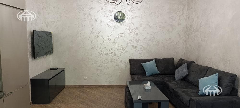 Apartment · 1 rooms · 36 m² · Kentron