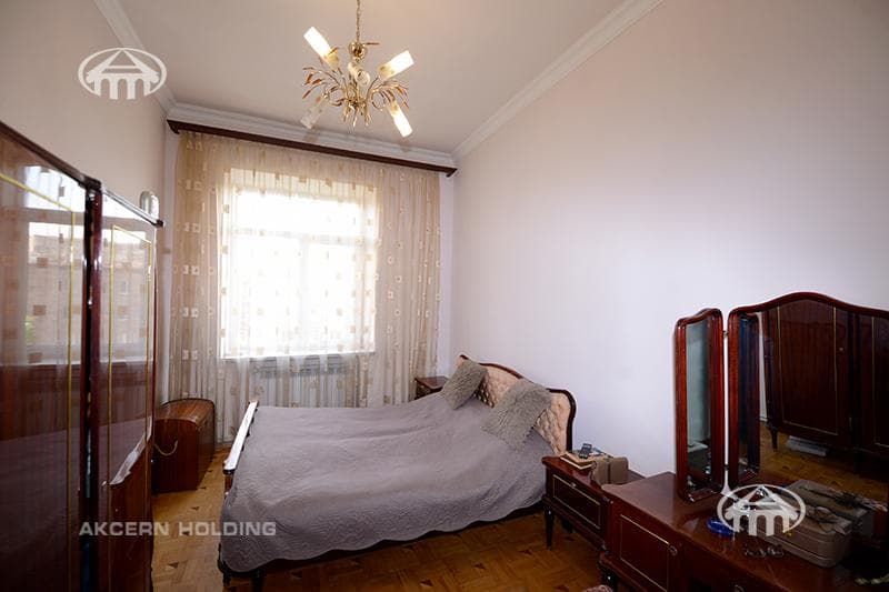 Квартира · 3 комн. · 92 м² · Арабкир