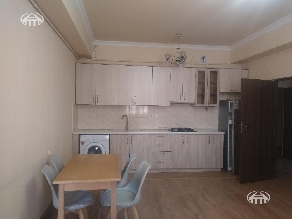Квартира · 3 комн. · 64 м² · Кентрон