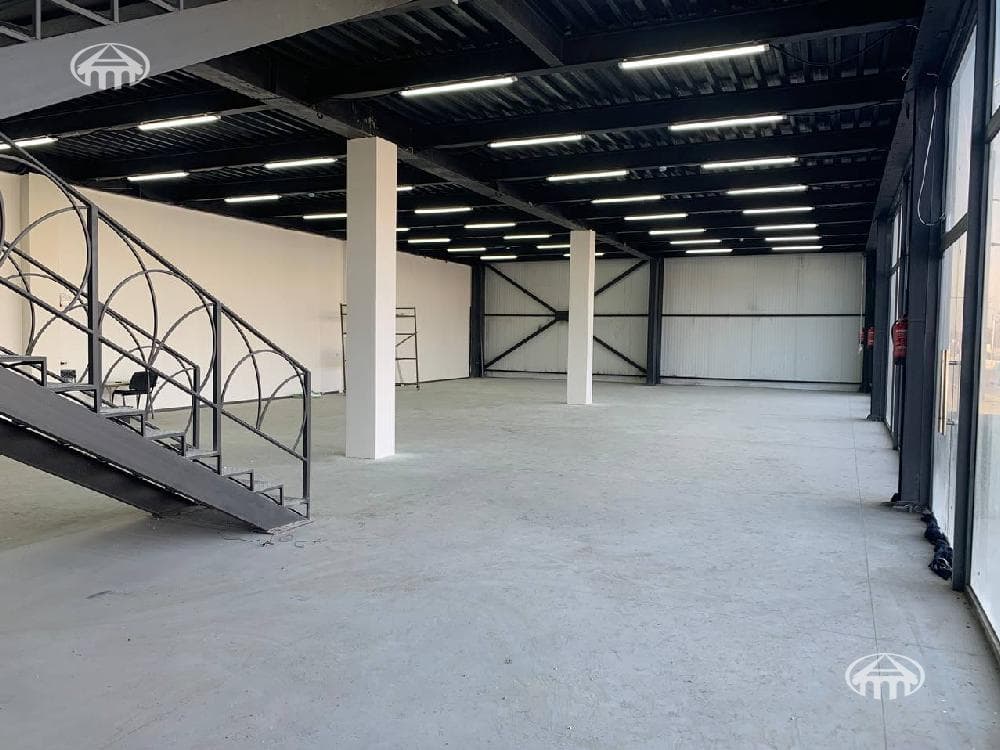 Խանութ · 1200 մ² · Շենգավիթ