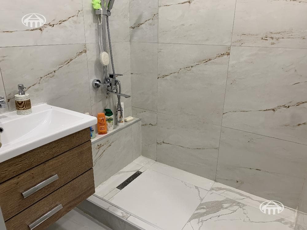 Квартира · 3 комн. · 75 м² · Арабкир