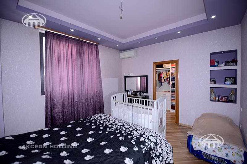 Квартира · 3 комн. · 100 м² · Арабкир