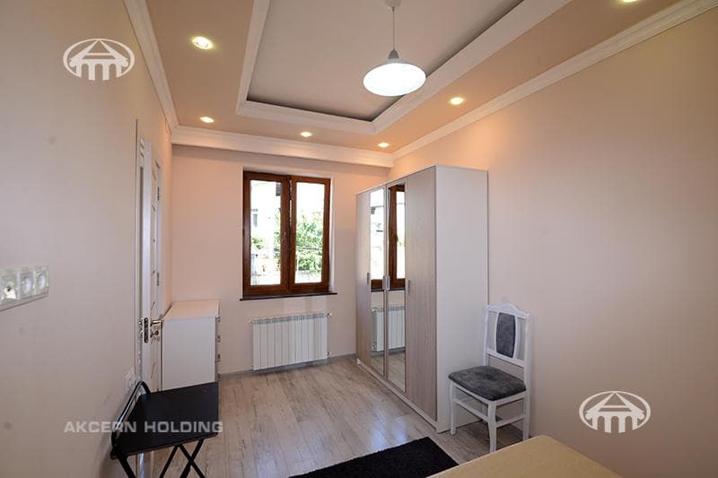 Квартира · 4 комн. · 92 м² · Аван