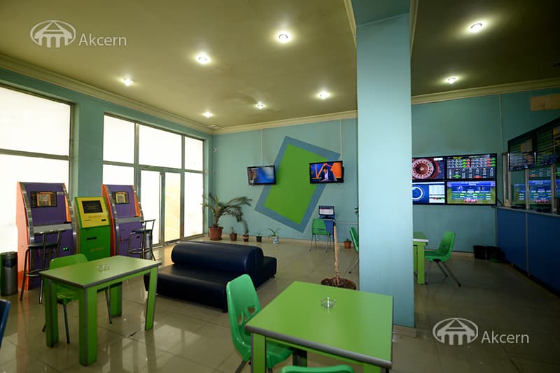 Retail · 122 m² · Malatia-Sebastia