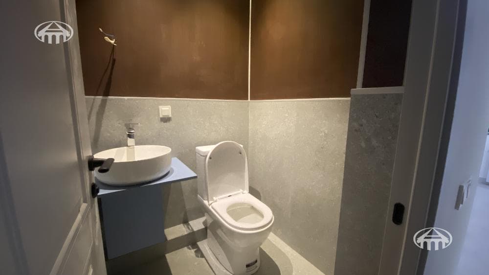 Офис · 171 м² · Кентрон