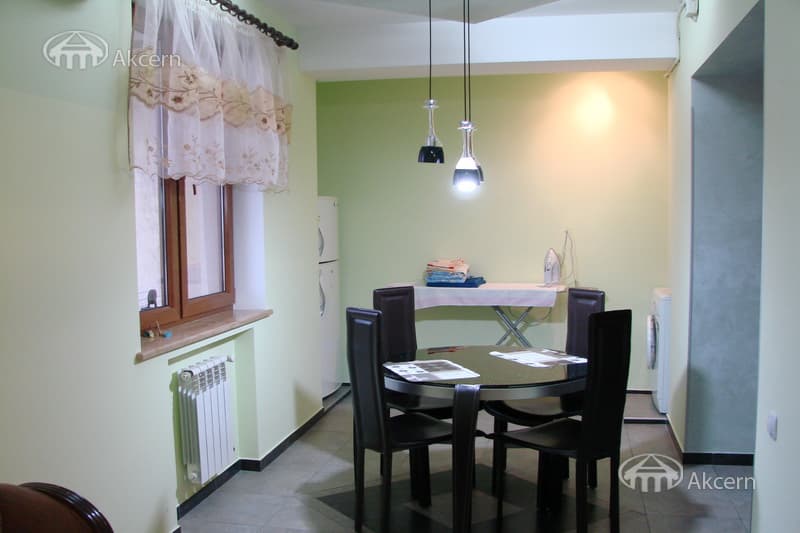 Квартира · 3 комн. · 81 м² · Кентрон