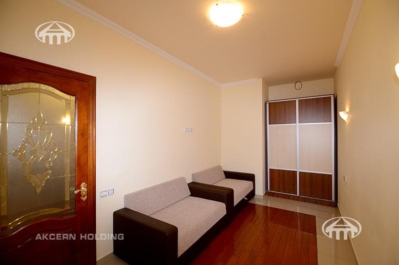 Apartment · 3 rooms · 86 m² · Kentron — photo 9 / 11