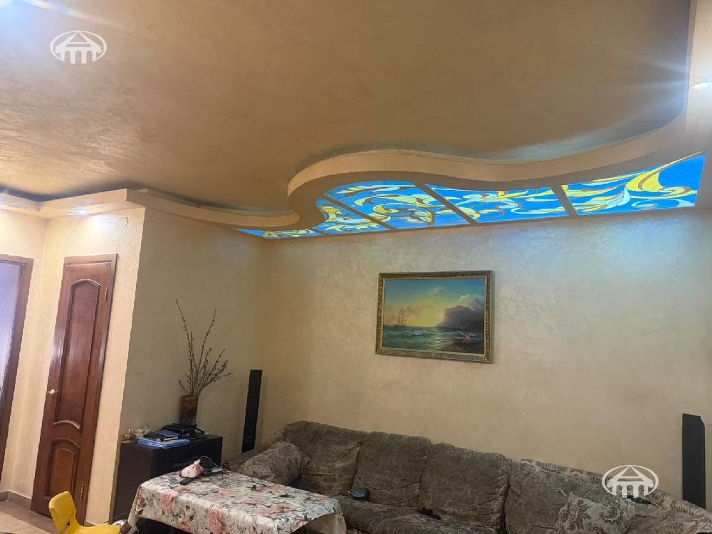 Apartment · 4 rooms · 99 m² · Kentron