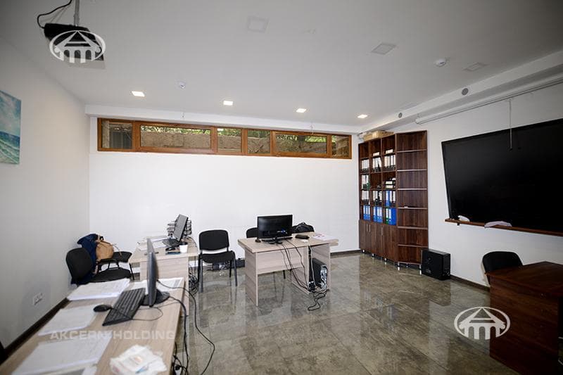 Office · 149 m² · Kentron