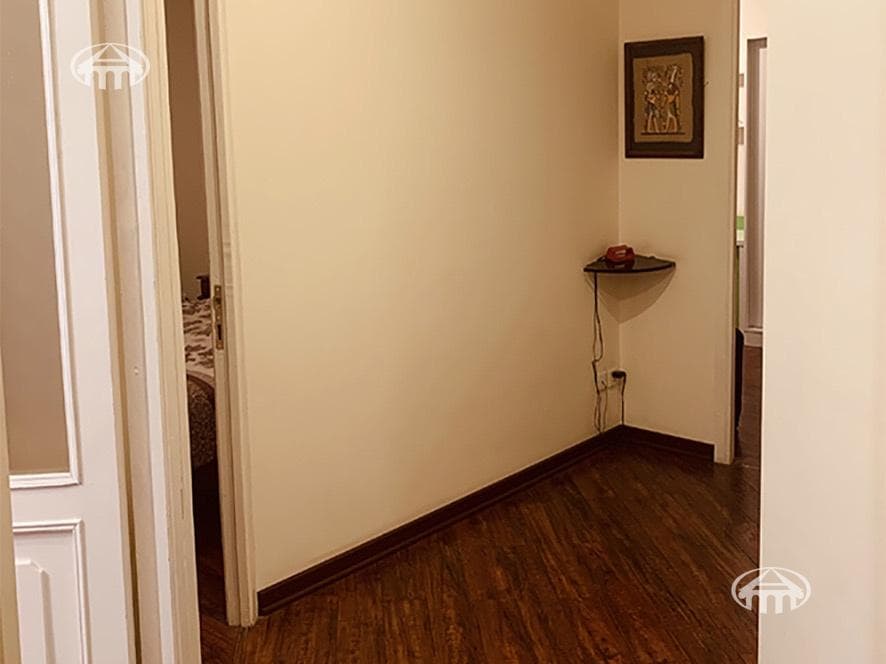 Квартира · 4 комн. · 101 м² · Кентрон