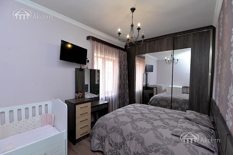 Особняк · 5 комн. · 282 м² · Кентрон