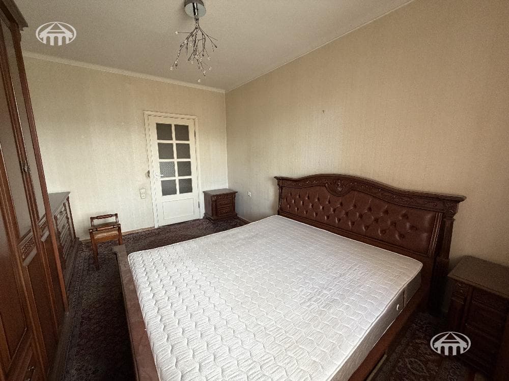 Квартира · 3 комн. · 95 м² · Давташен
