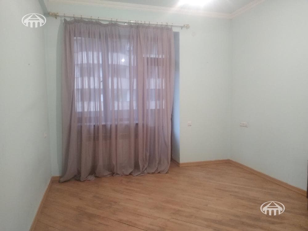 Квартира · 3 комн. · 104 м² · Канакер-Зейтун