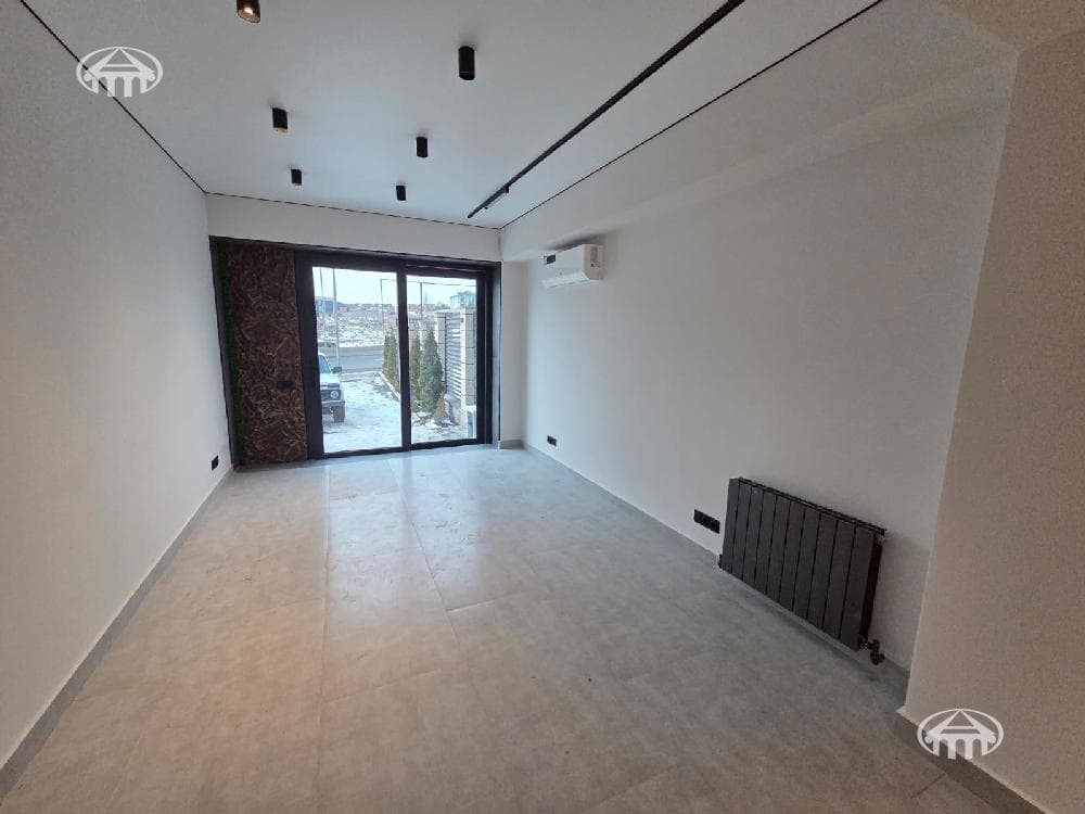 Office · 630 m² · Ajapnyak