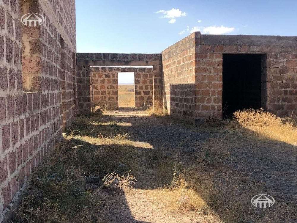 Land · 1,161 m² · Aragatsavan