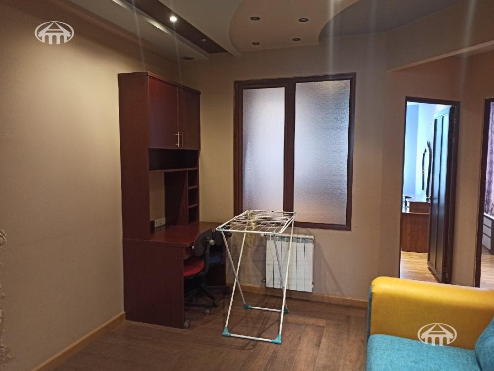 Квартира · 3 комн. · 102 м² · Арабкир