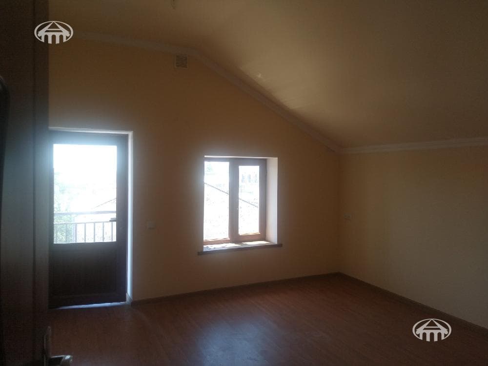 Mansion · 4 rooms · 142 m² · Qasax