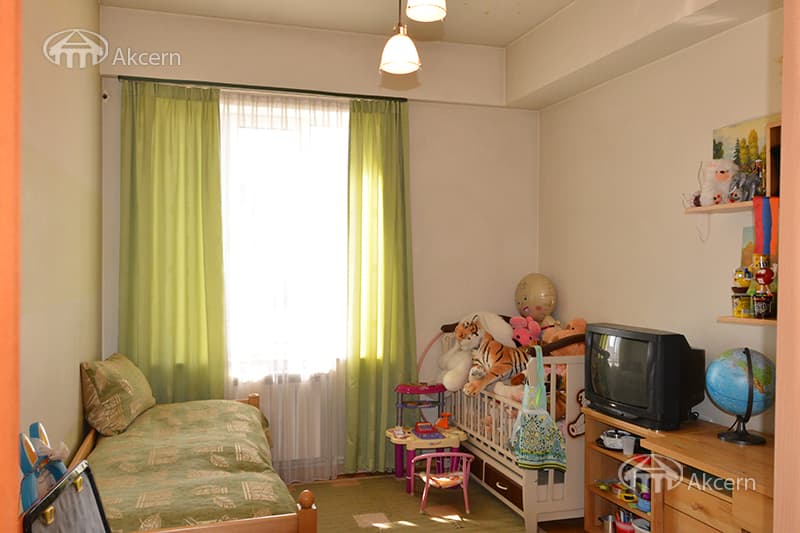 Квартира · 6 комн. · 266 м² · Кентрон