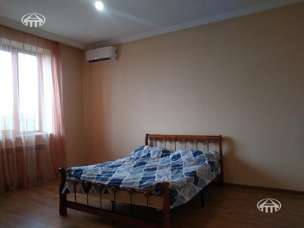 Mansion · 5 rooms · 243 m² · Ajapnyak