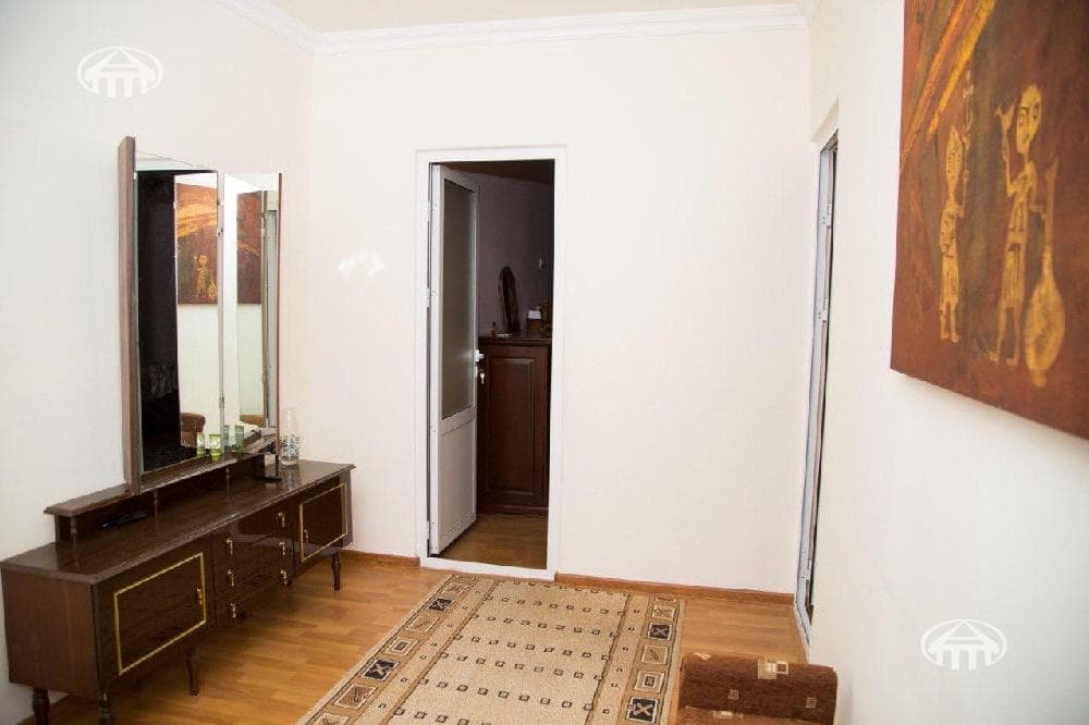 Mansion · 4 rooms · 360 m² · Ashtarak