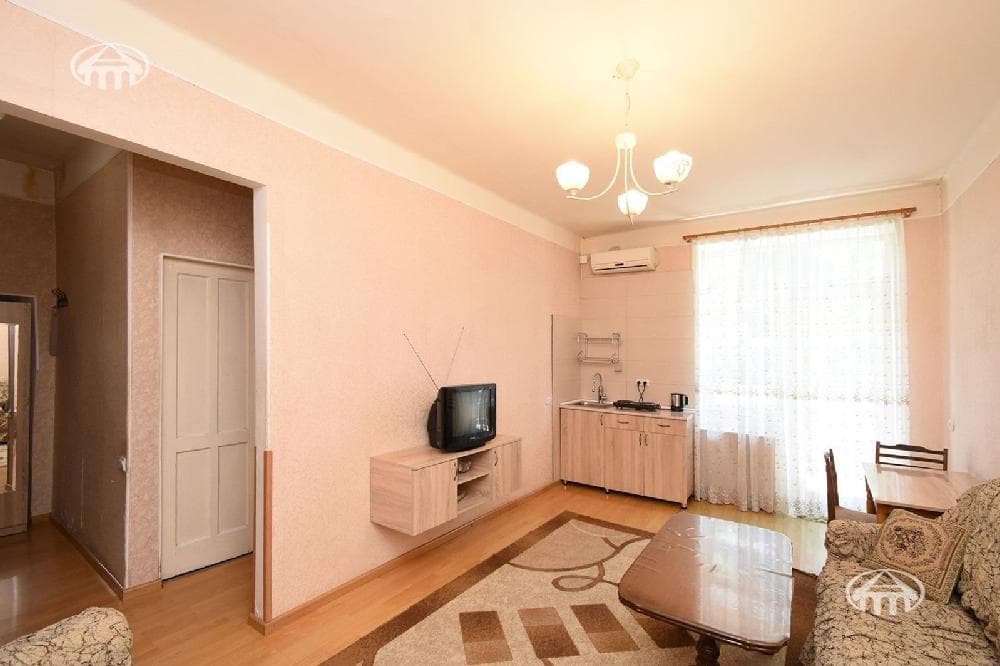 Apartment · 1 rooms · 36 m² · Kentron