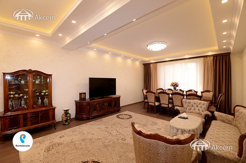 Дом · 5 комн. · 290 м² · Аван