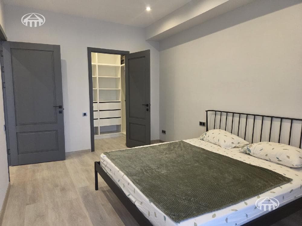 Квартира · 2 комн. · 72 м² · Арабкир