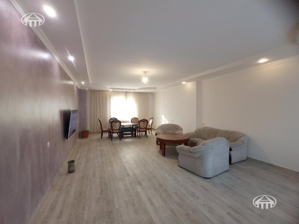 Особняк · 5 комн. · 425 м² · Эребуни