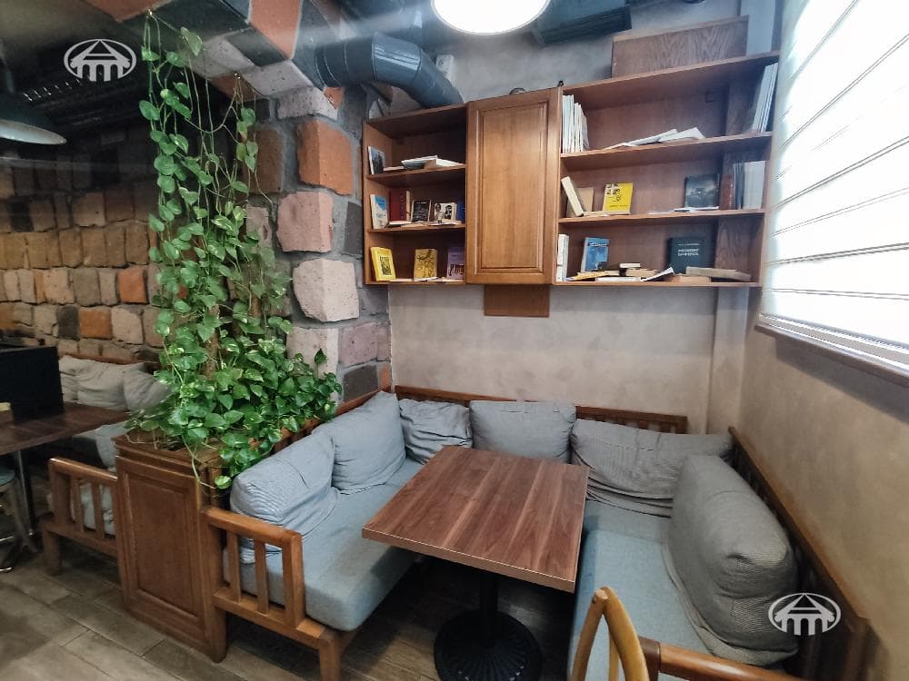 Ресторан · 100 м² · Арабкир