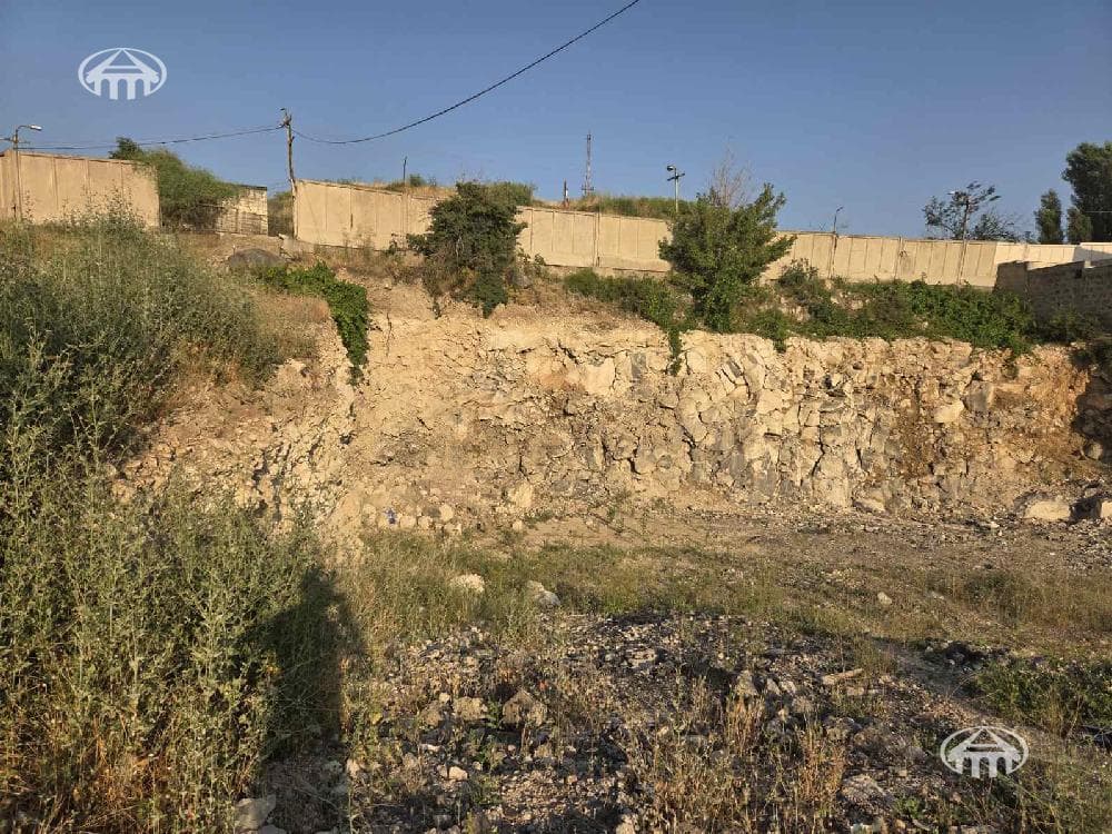 Land · 1,165 m² · Nork-Marash