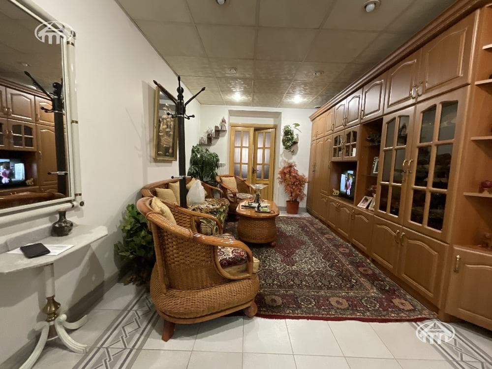 Квартира · 5 комн. · 190 м² · Арабкир