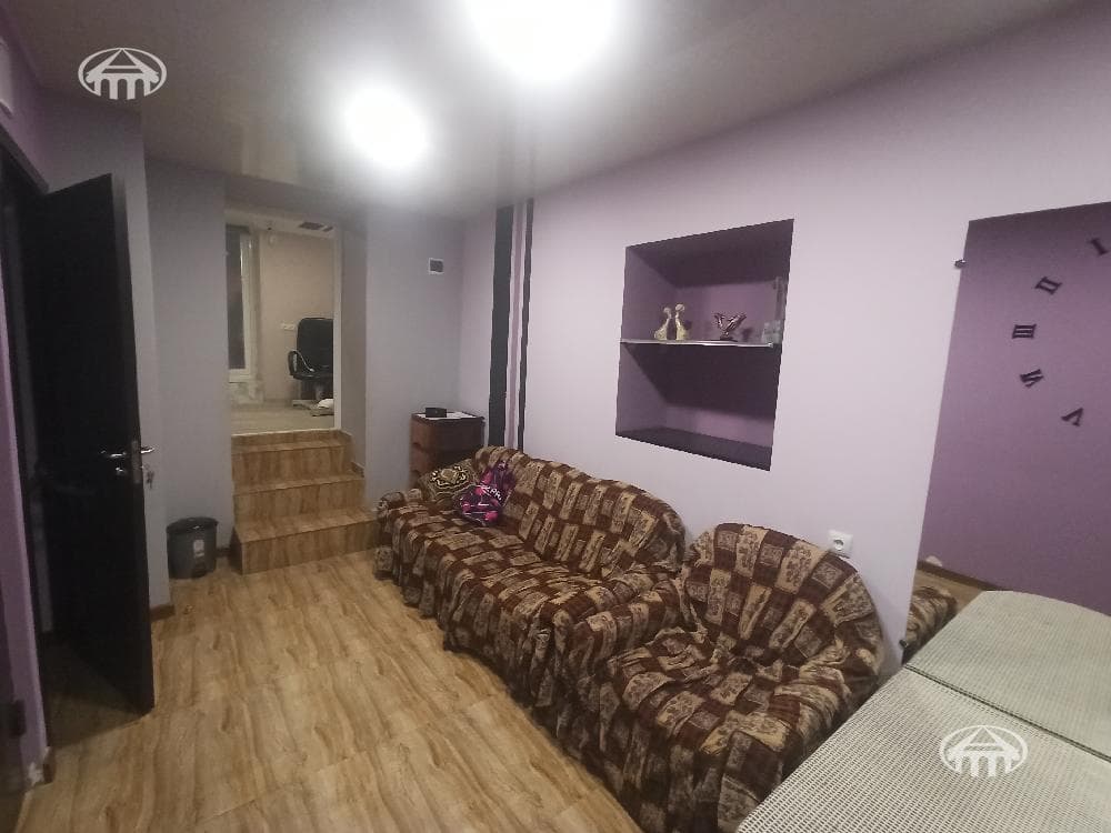 Дом · 5 комн. · 237 м² · Эребуни