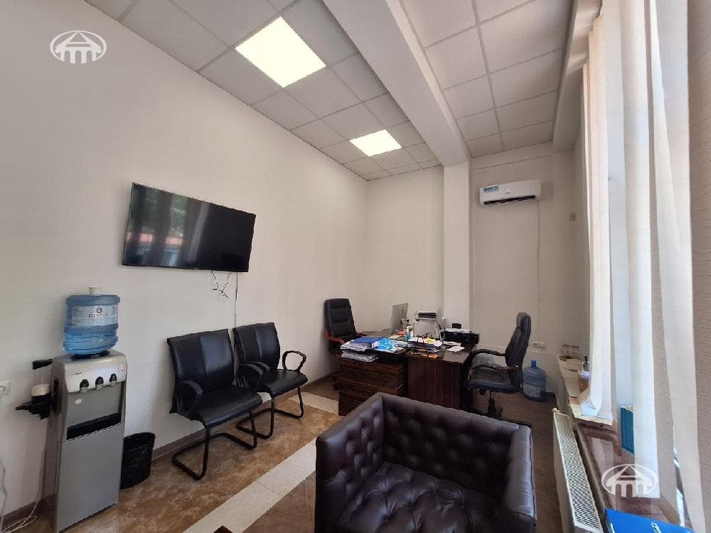 Office · 196 m² · Ajapnyak