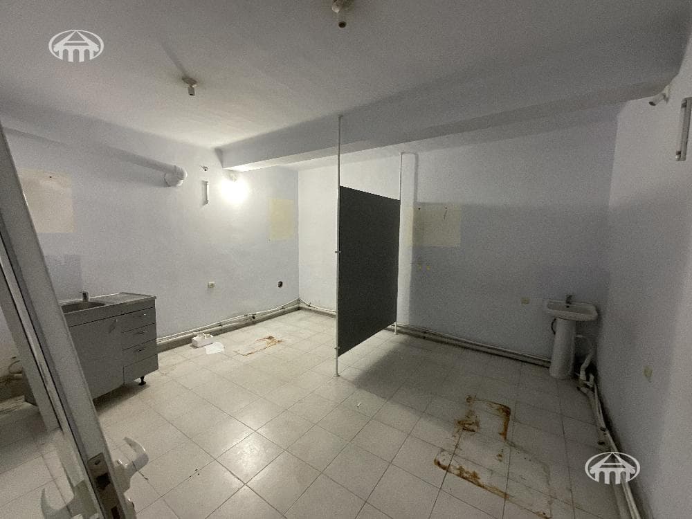 Магазин · 71 м² · Кентрон